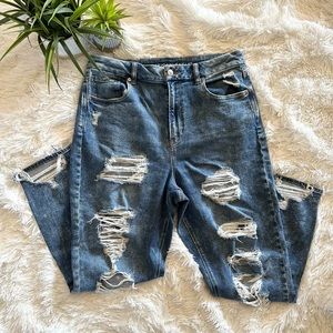 American Eagle Curvy Mom Jeans